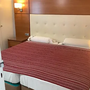 https://bella-playa-fanabe.in-canary-islands.com